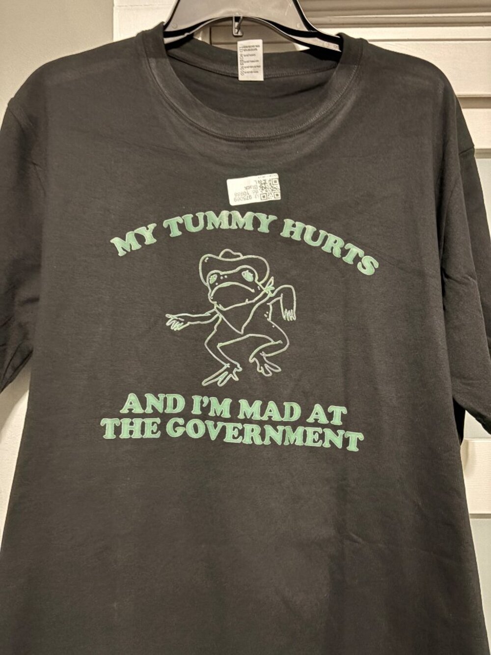 Funny Frog Tummy Hurts Mad at the Government Black T-shirt Tee sz L NEW - Picture 2 of 2